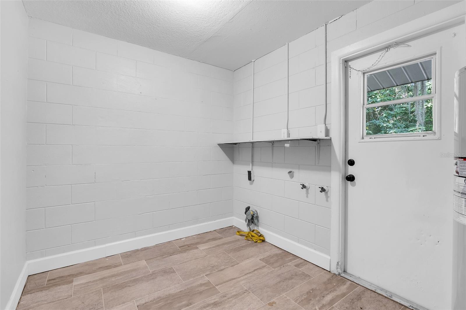 TAVARES WOODLEA SUB - Residential