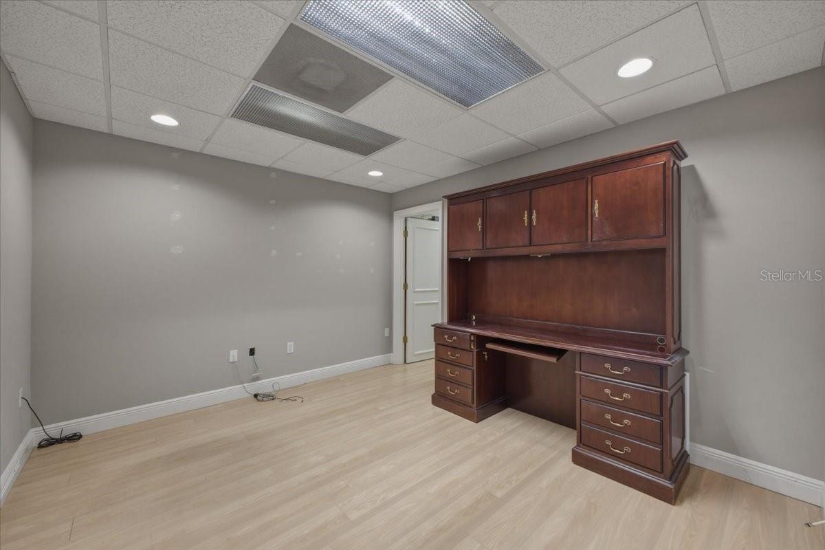 PORTER LAKE PARK - Commercial Sale