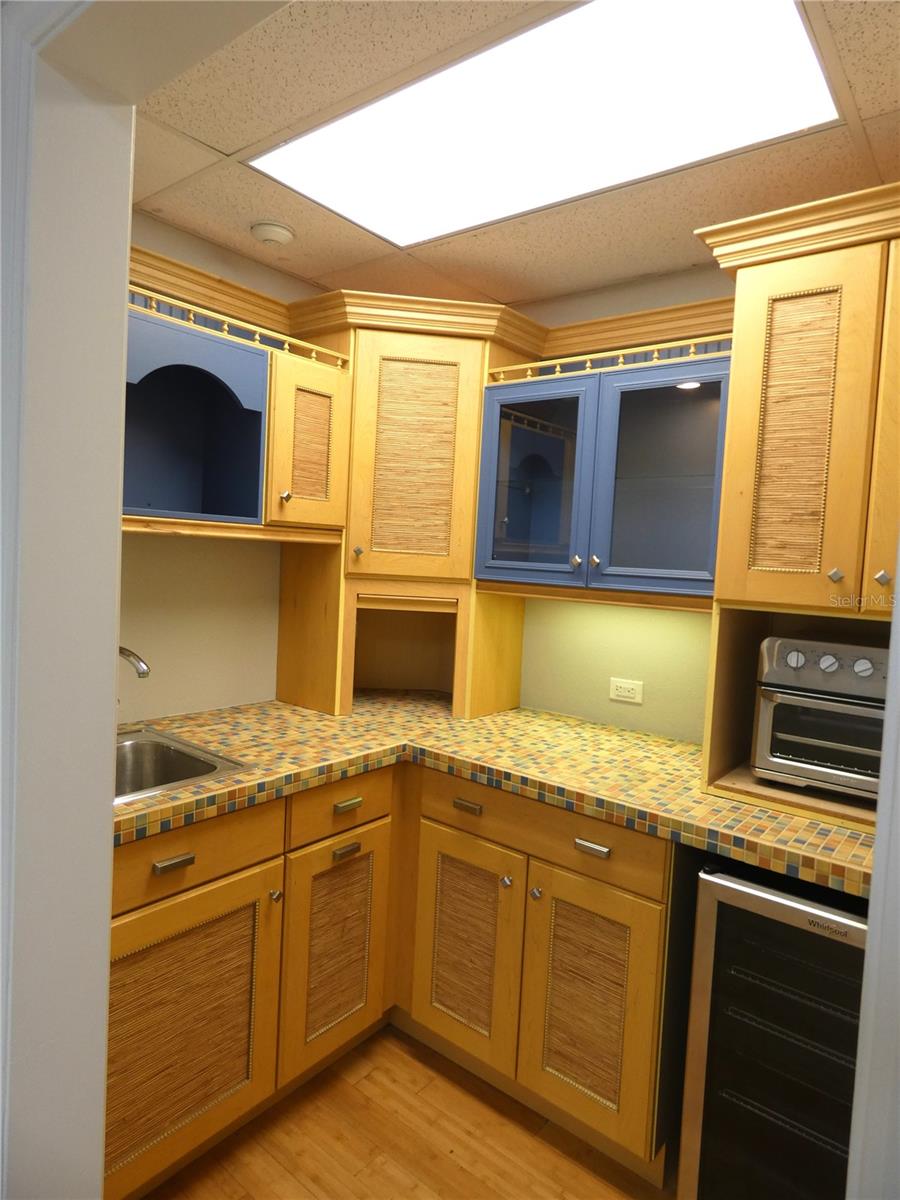 PORTER LAKE PARK - Commercial Sale