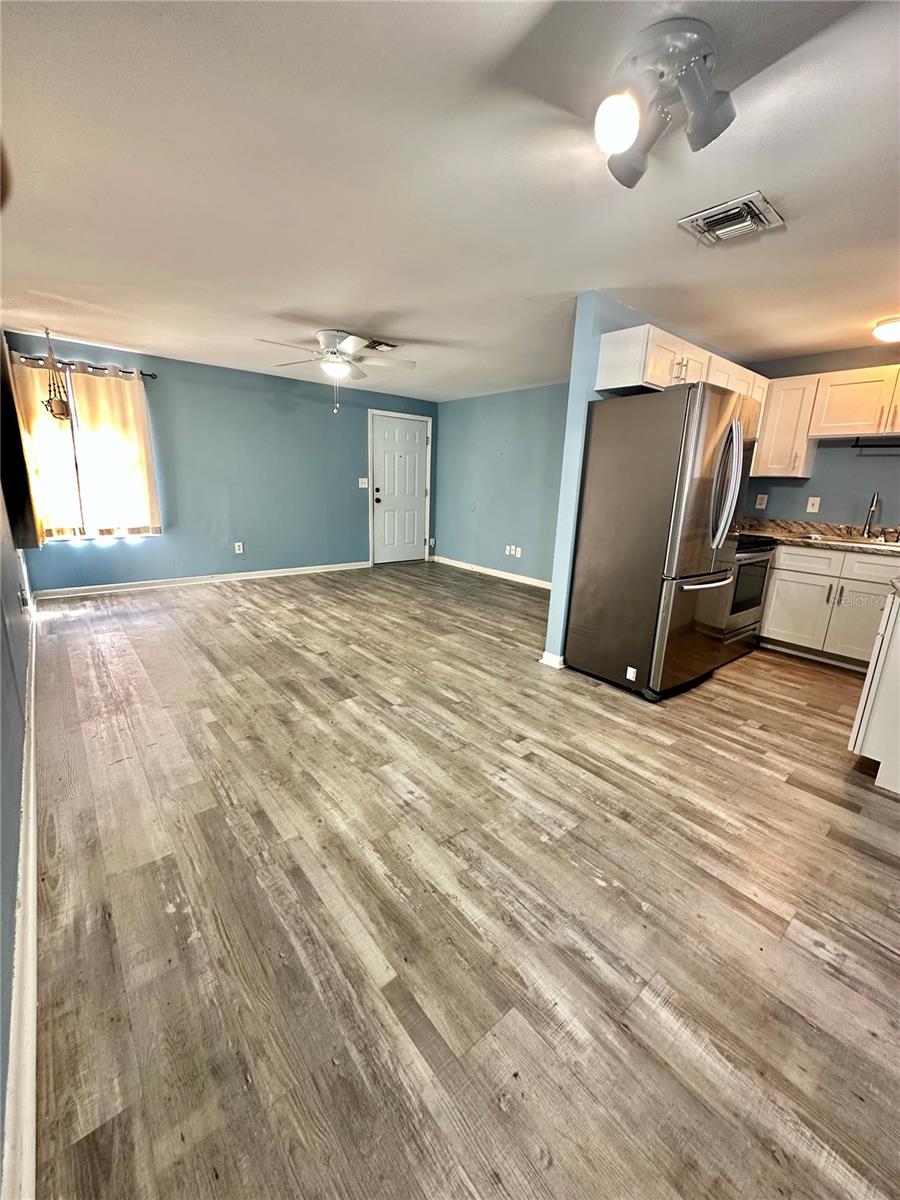 SPRING HILL - Residential