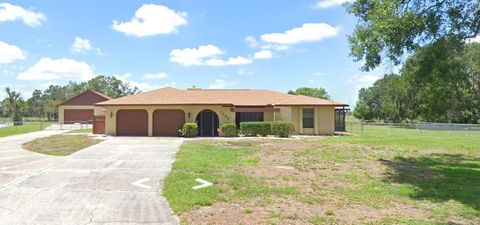 Photo of 1565 Shadow Ridge Circle, Sarasota, FL 34240 (MLS # A4682212)