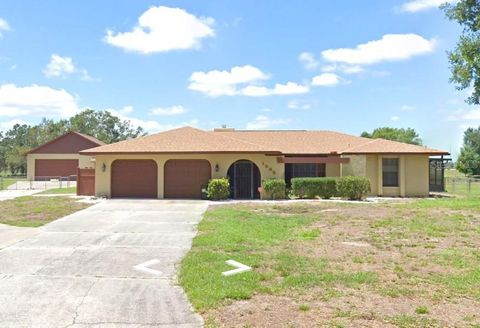 Photo of 1565 Shadow Ridge Circle, Sarasota, FL 34240 (MLS # A4682212)