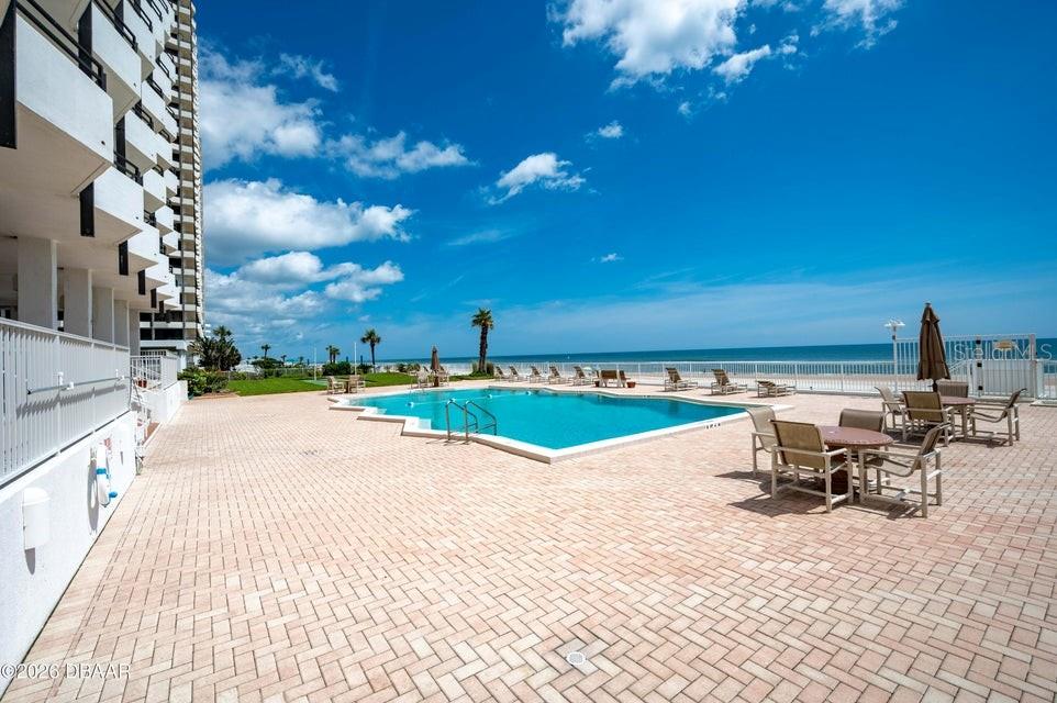 ALIKI CONDO - Residential