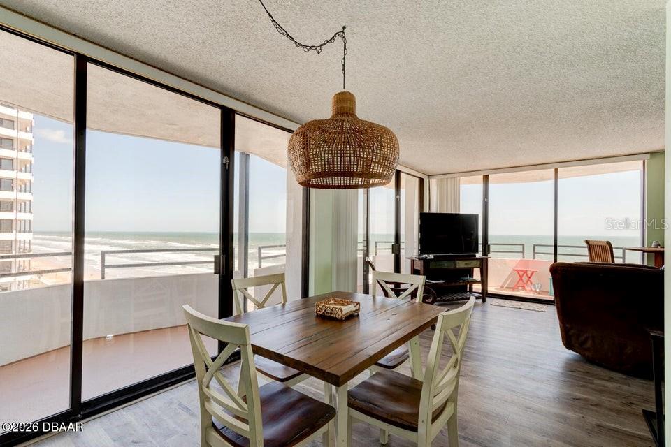 ALIKI CONDO - Residential