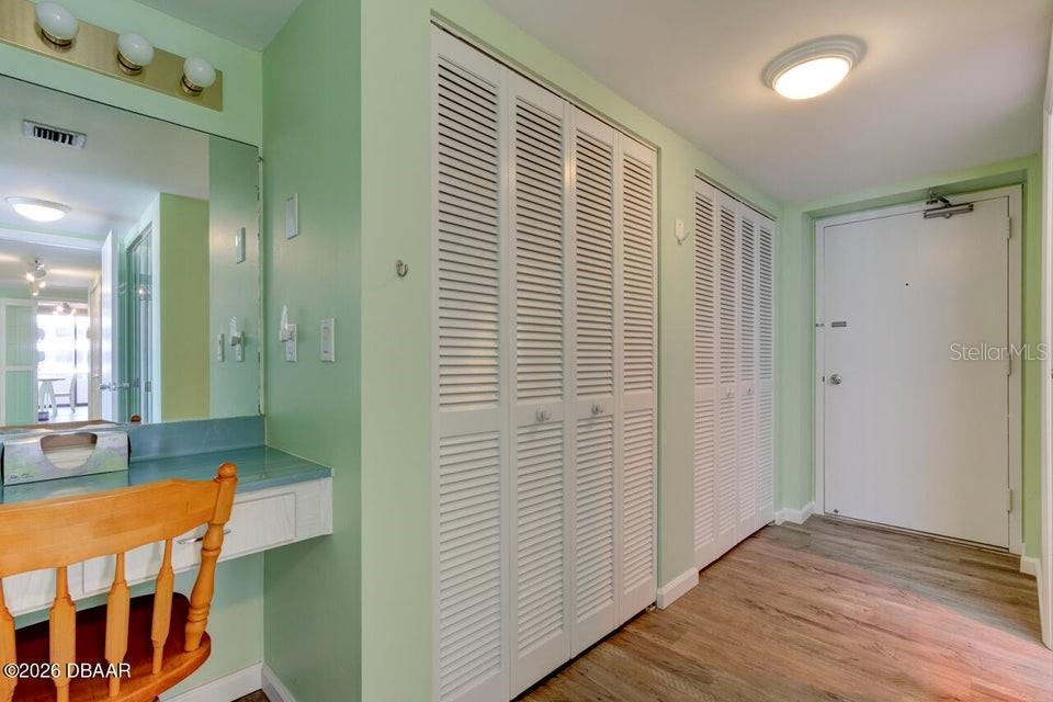 ALIKI CONDO - Residential