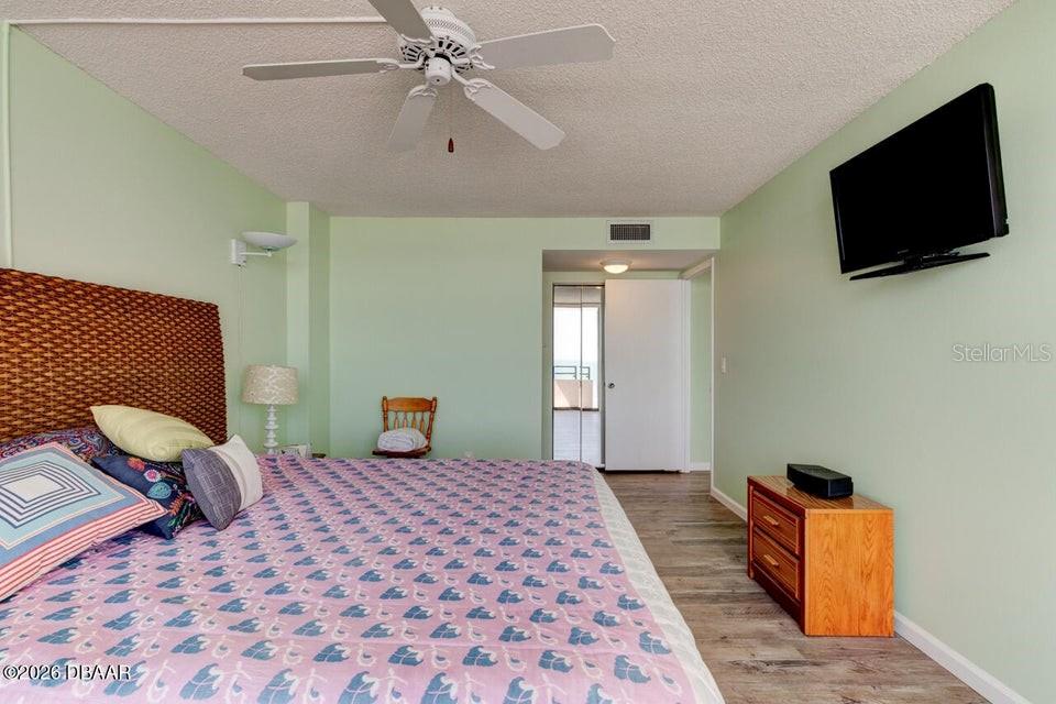 ALIKI CONDO - Residential