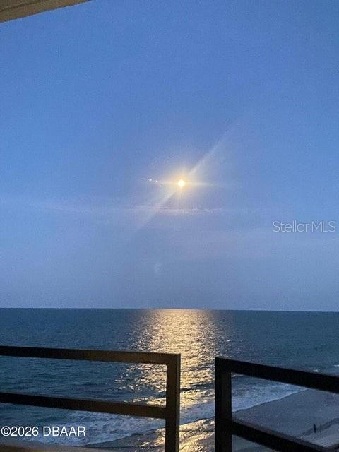 ALIKI CONDO - Residential