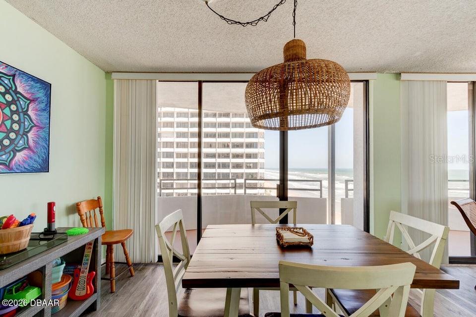 ALIKI CONDO - Residential