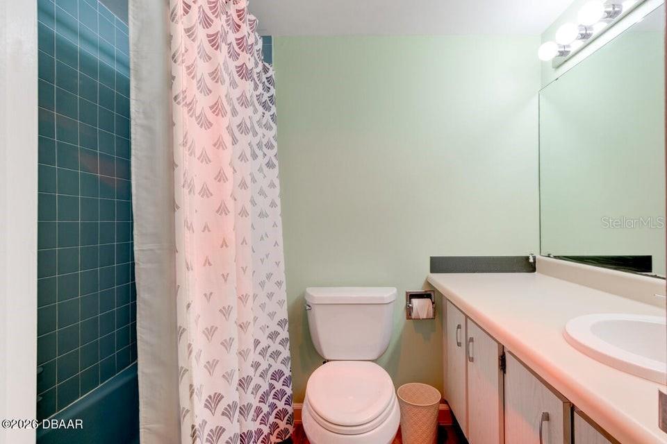 ALIKI CONDO - Residential