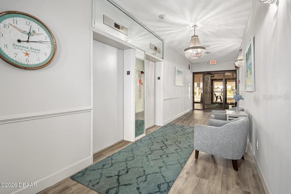 ALIKI CONDO - Residential