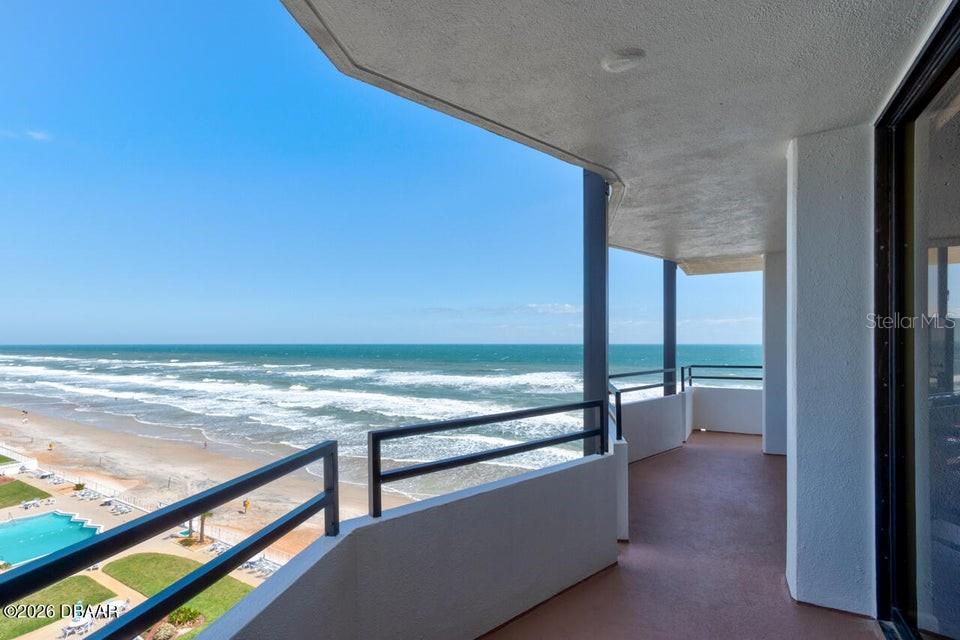 ALIKI CONDO - Residential