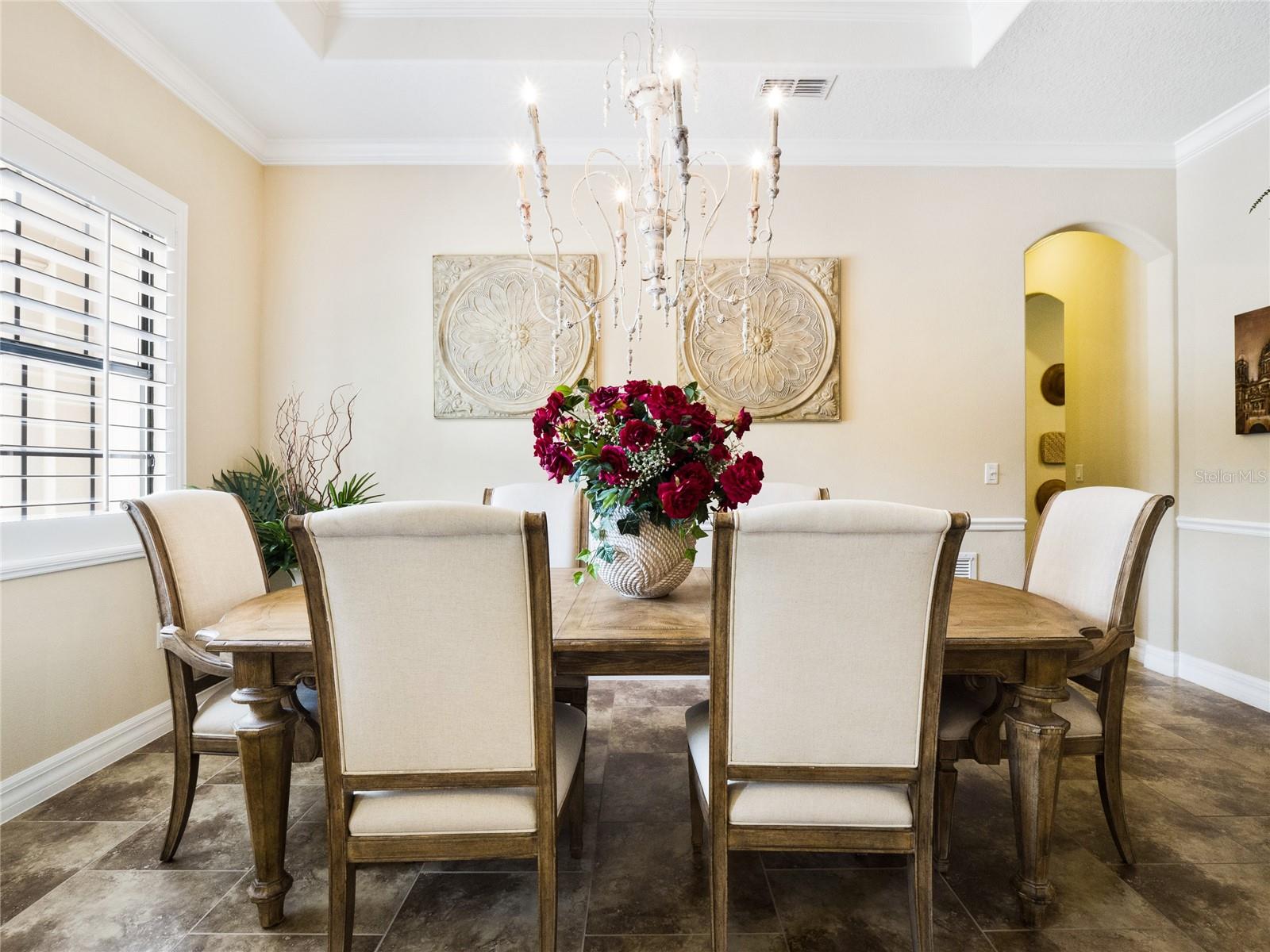 HEATHROW COUNTRY ESTATE - Residential