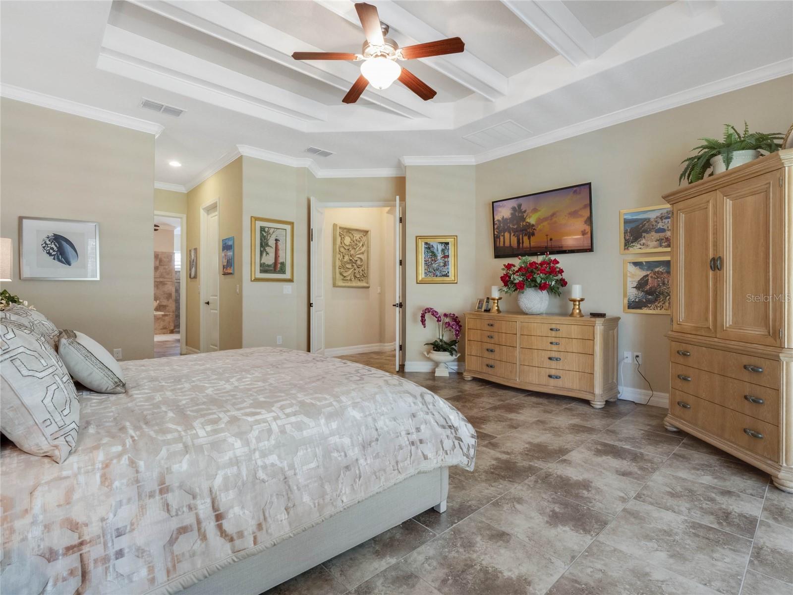 HEATHROW COUNTRY ESTATE - Residential