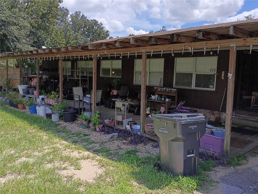 Photo of 111 South Boulevard E, Davenport, FL 33837 (MLS # L4965221)