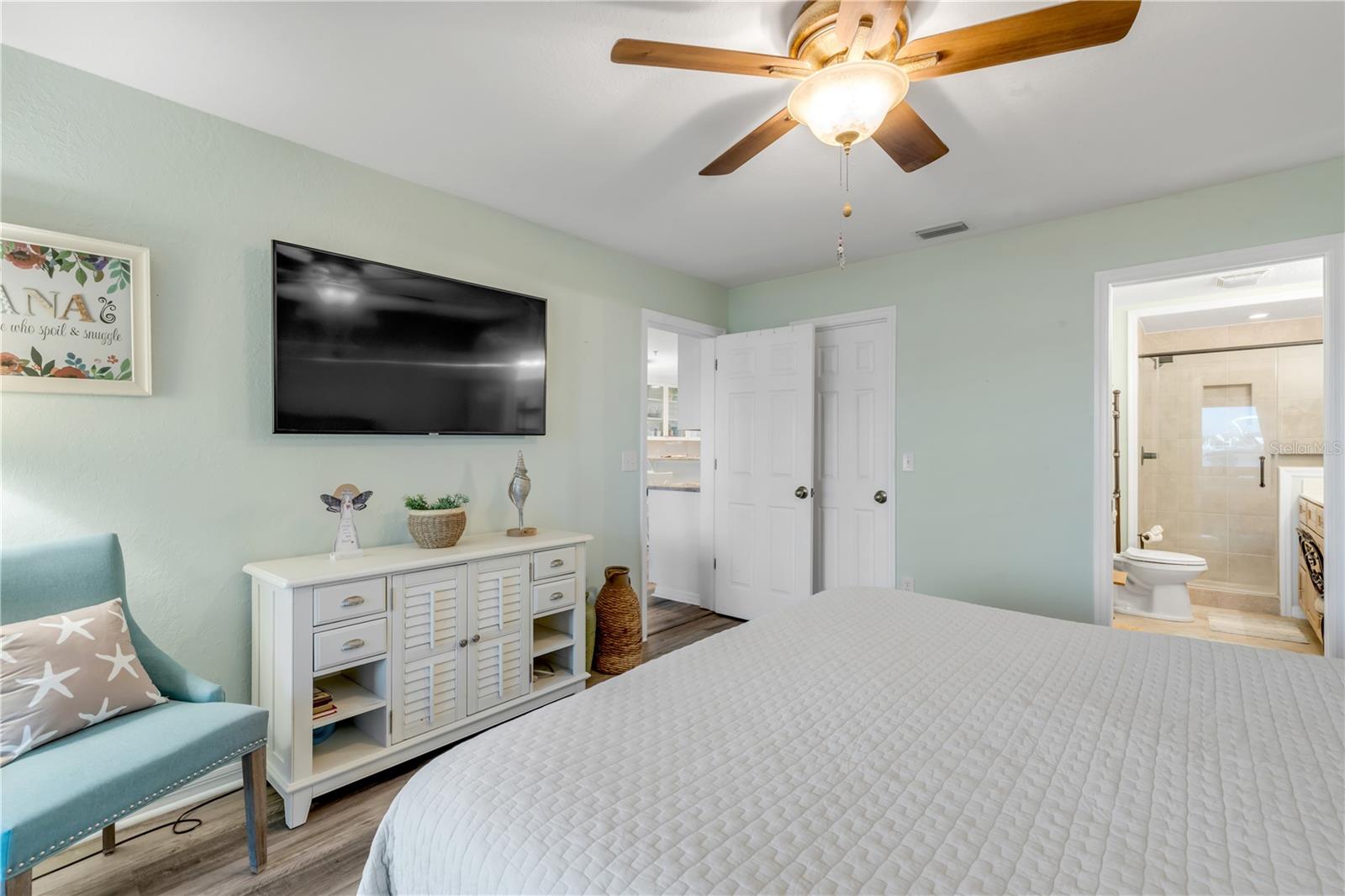 BOUCHELLE ISLAND CONDO - Residential