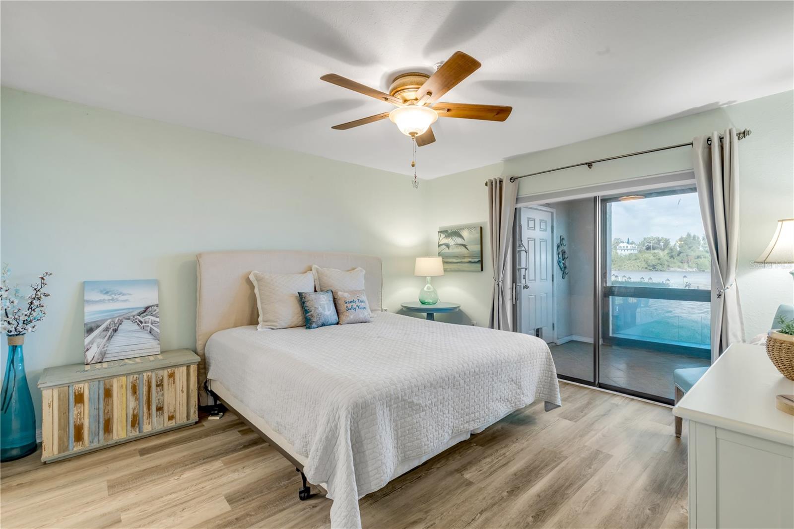 BOUCHELLE ISLAND CONDO - Residential