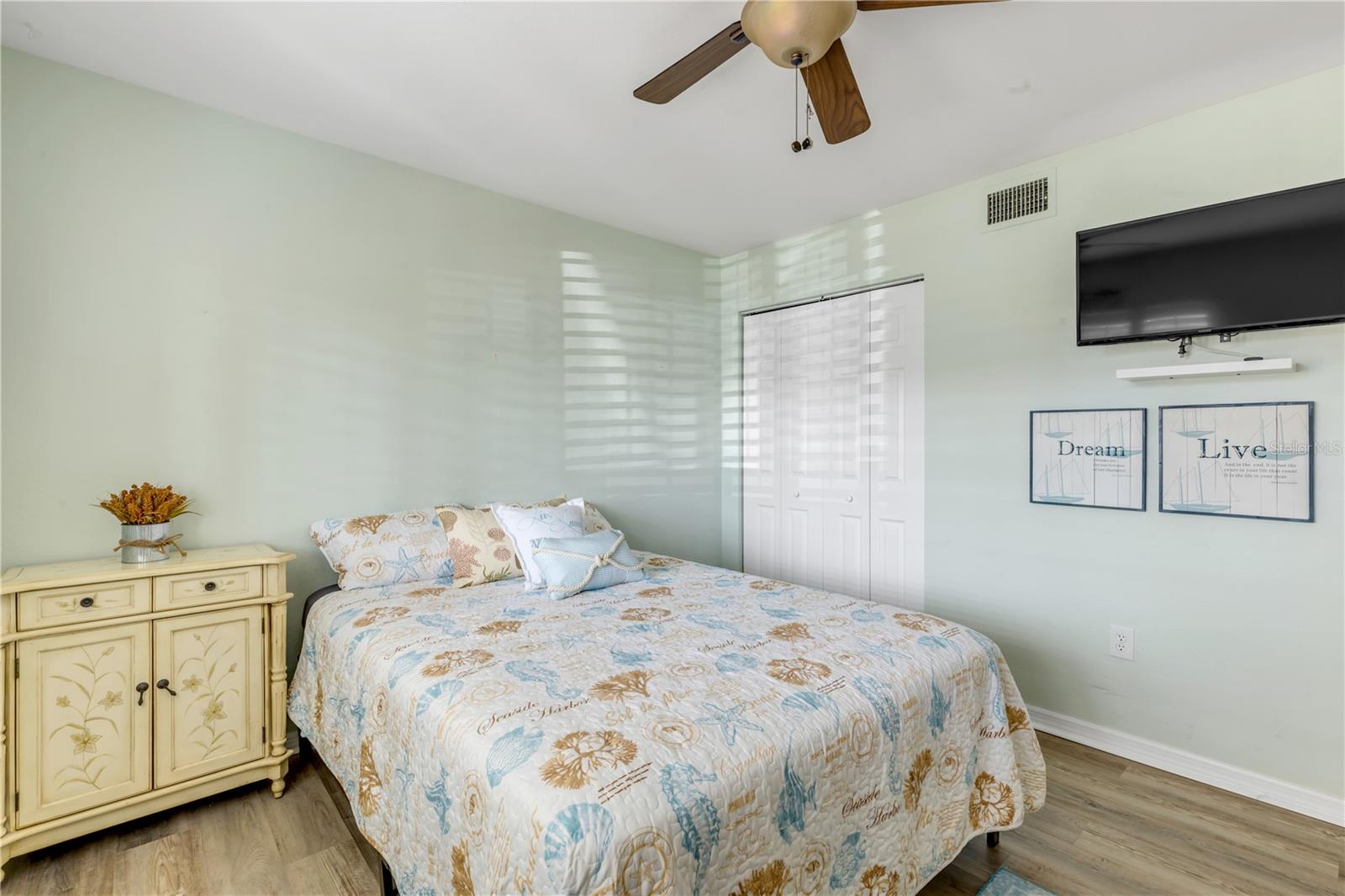 BOUCHELLE ISLAND CONDO - Residential