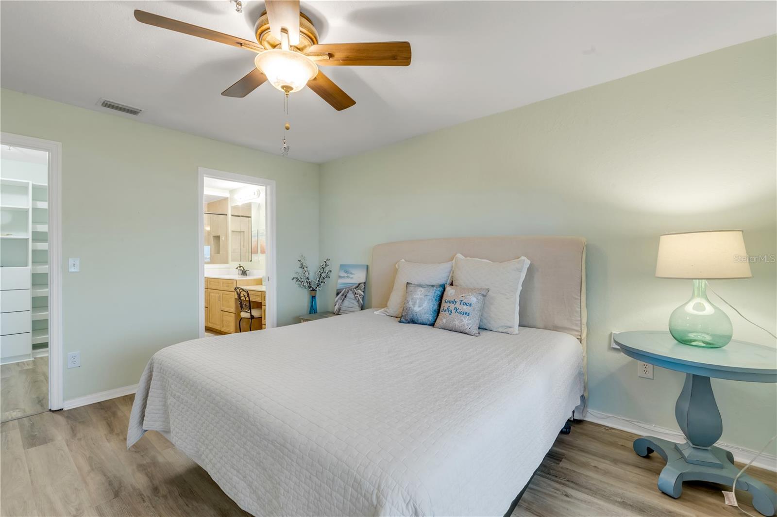 BOUCHELLE ISLAND CONDO - Residential