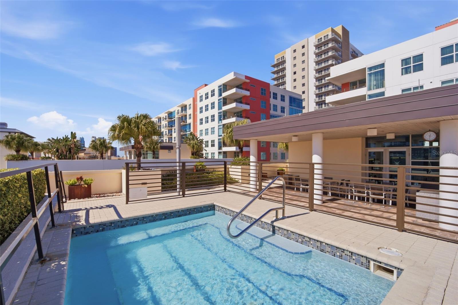 GRAND CENTRAL AT KENNEDY RESID - Residential Lease