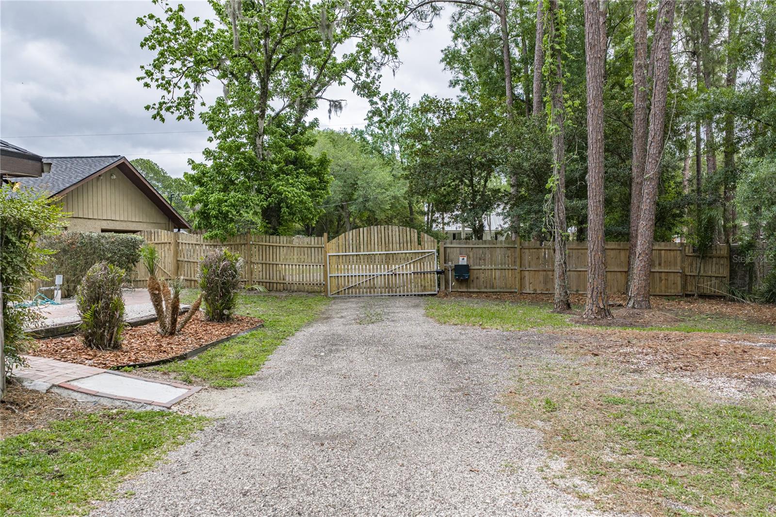 QUAIL HOLLOW PINES - Residential