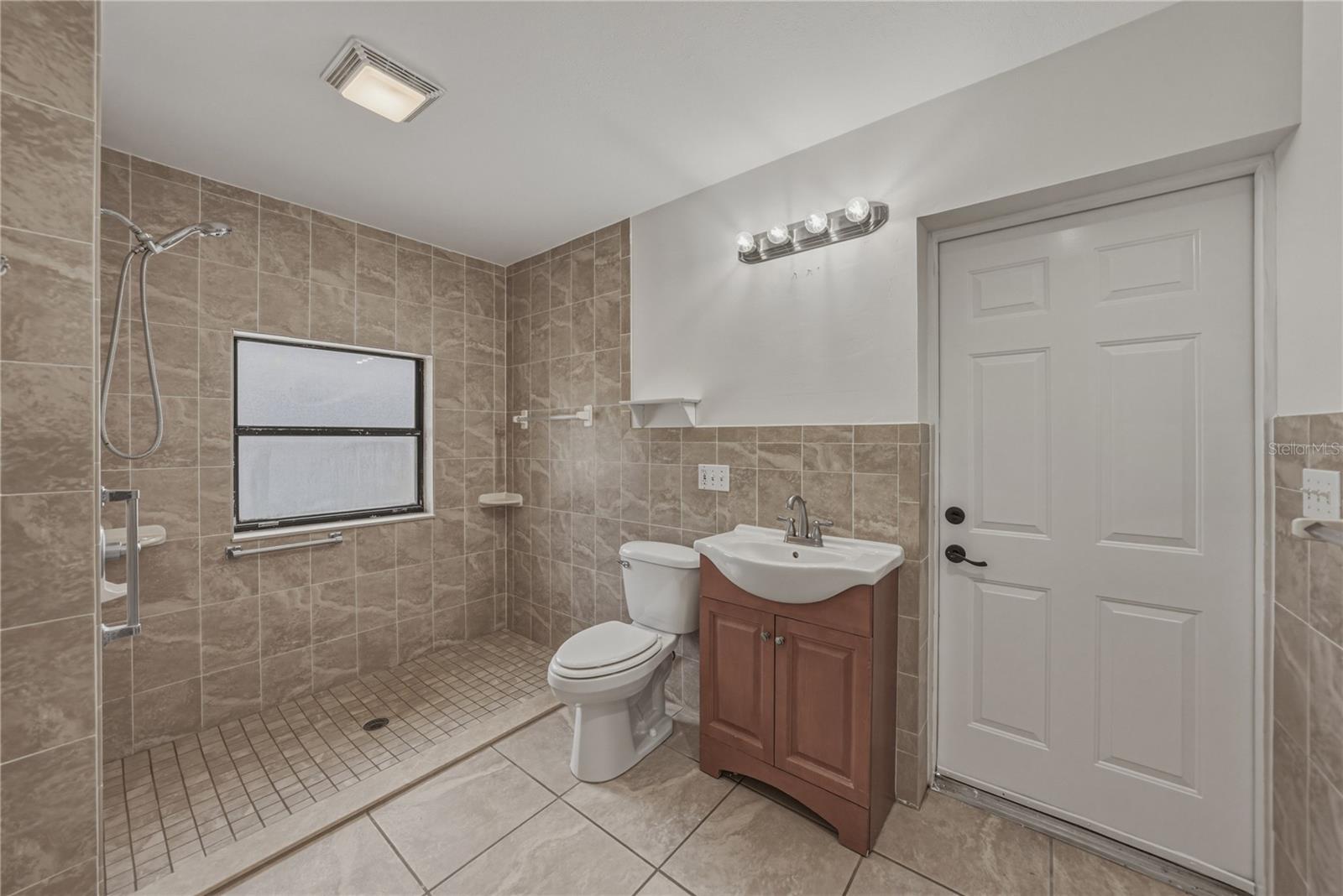 QUAIL HOLLOW PINES - Residential