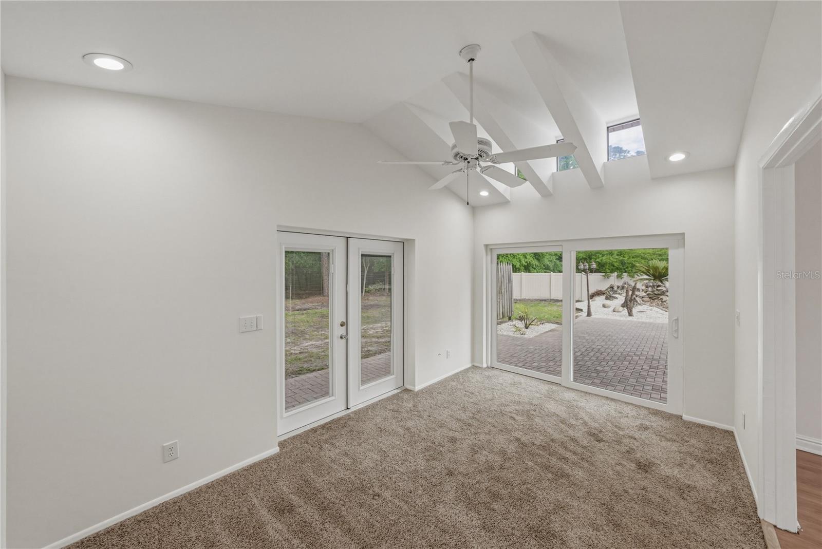 QUAIL HOLLOW PINES - Residential