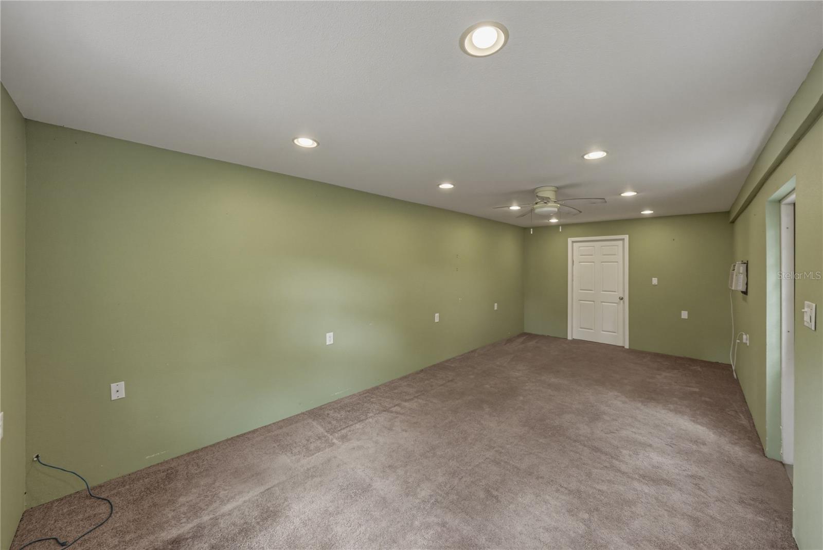 QUAIL HOLLOW PINES - Residential