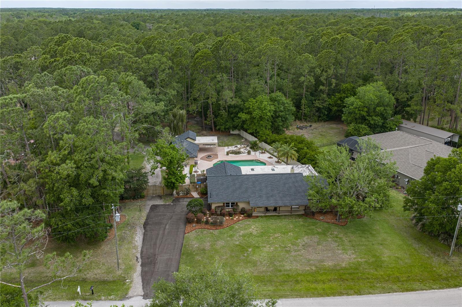 QUAIL HOLLOW PINES - Residential