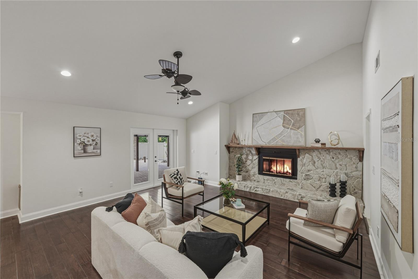 QUAIL HOLLOW PINES - Residential