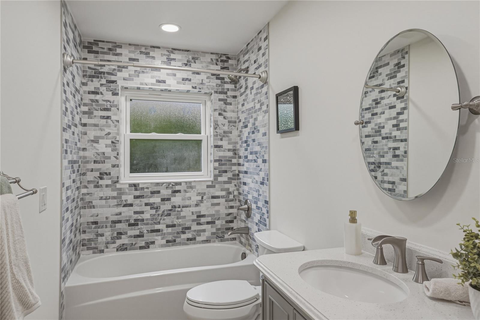 QUAIL HOLLOW PINES - Residential