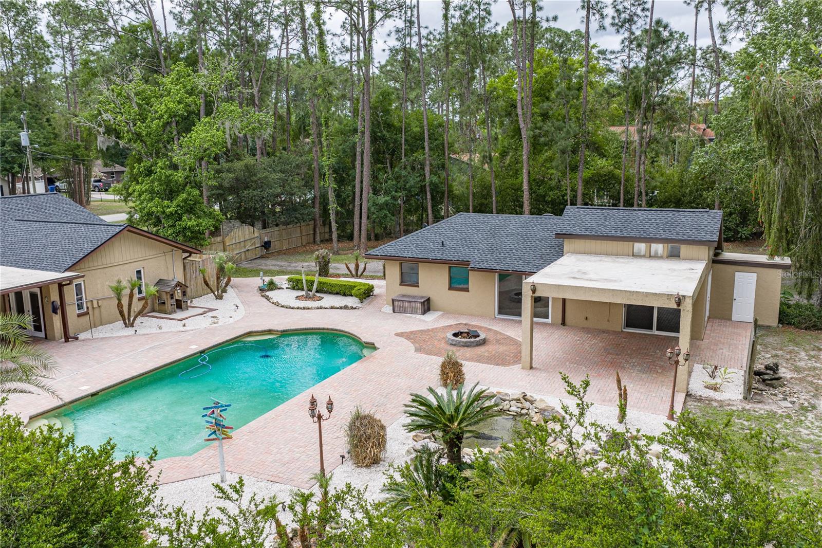 QUAIL HOLLOW PINES - Residential