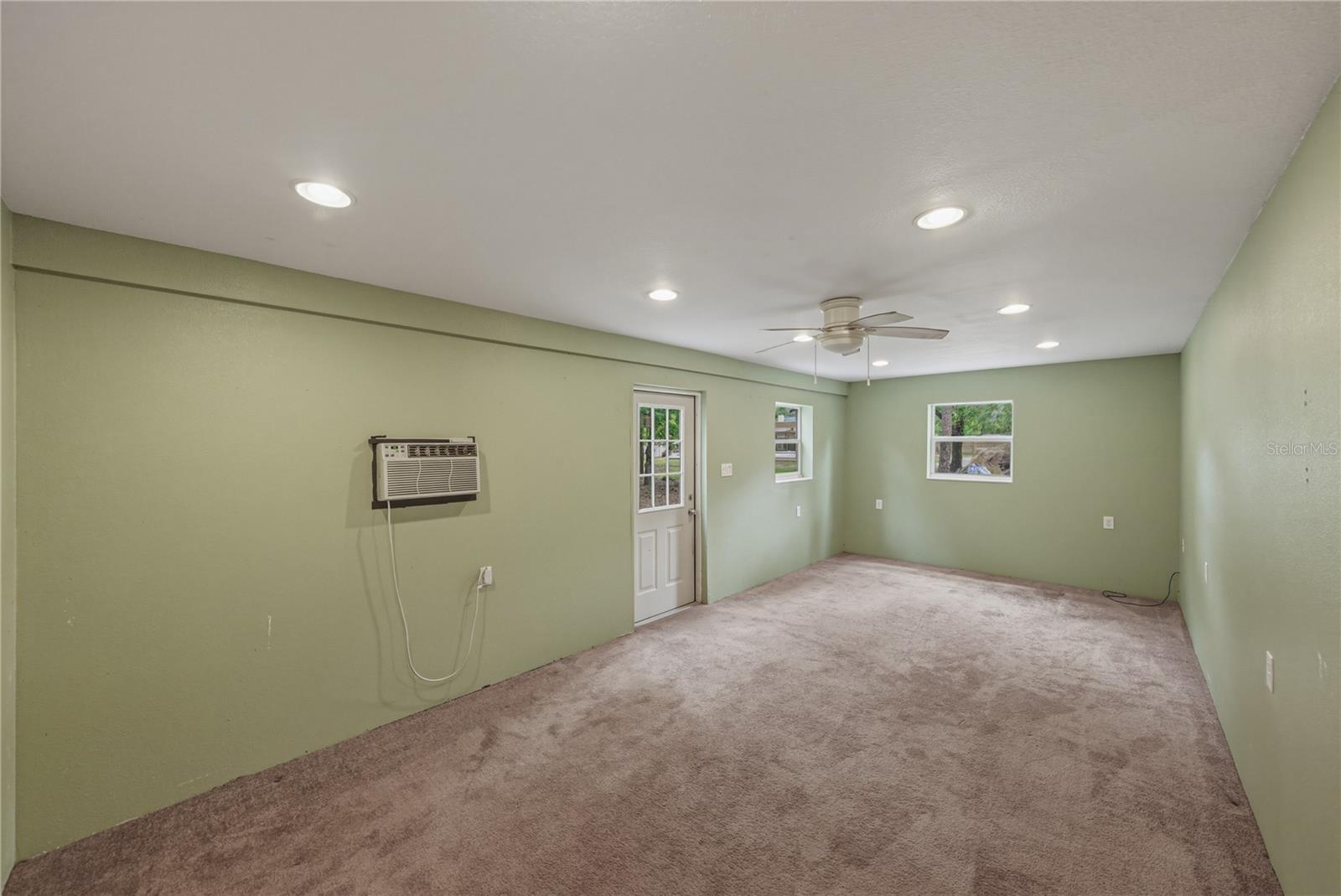 QUAIL HOLLOW PINES - Residential