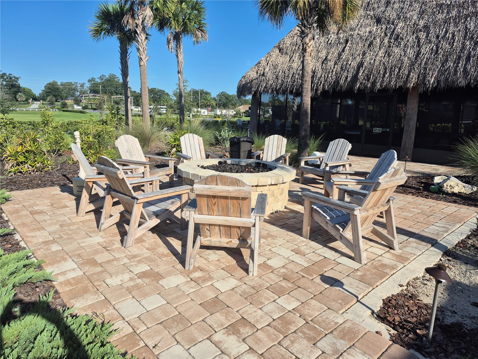 CHAMPIONS RUN OCALA LUXURY RV RESORT - Land