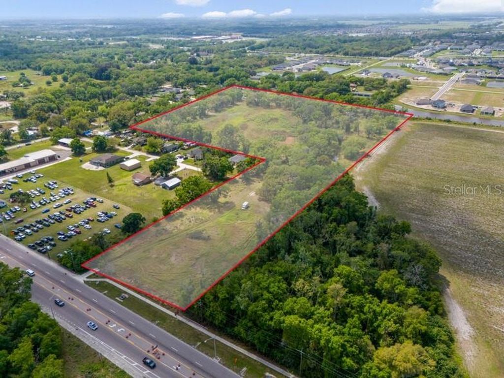 Photo of 12370 Us Highway 301 N, Parrish, FL 34219 (MLS # A4604727)