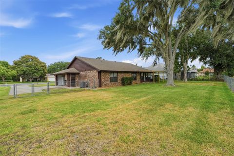 Tiny photo for 1805 Virginia Court, Tavares, FL 32778 (MLS # O6420453)