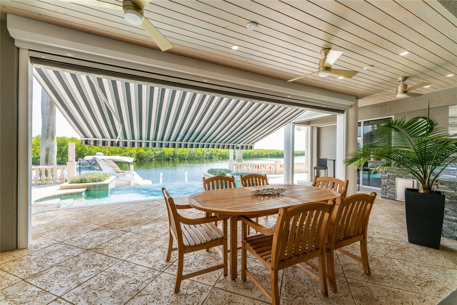 PUNTA GORDA ISLES SEC 12 - Residential