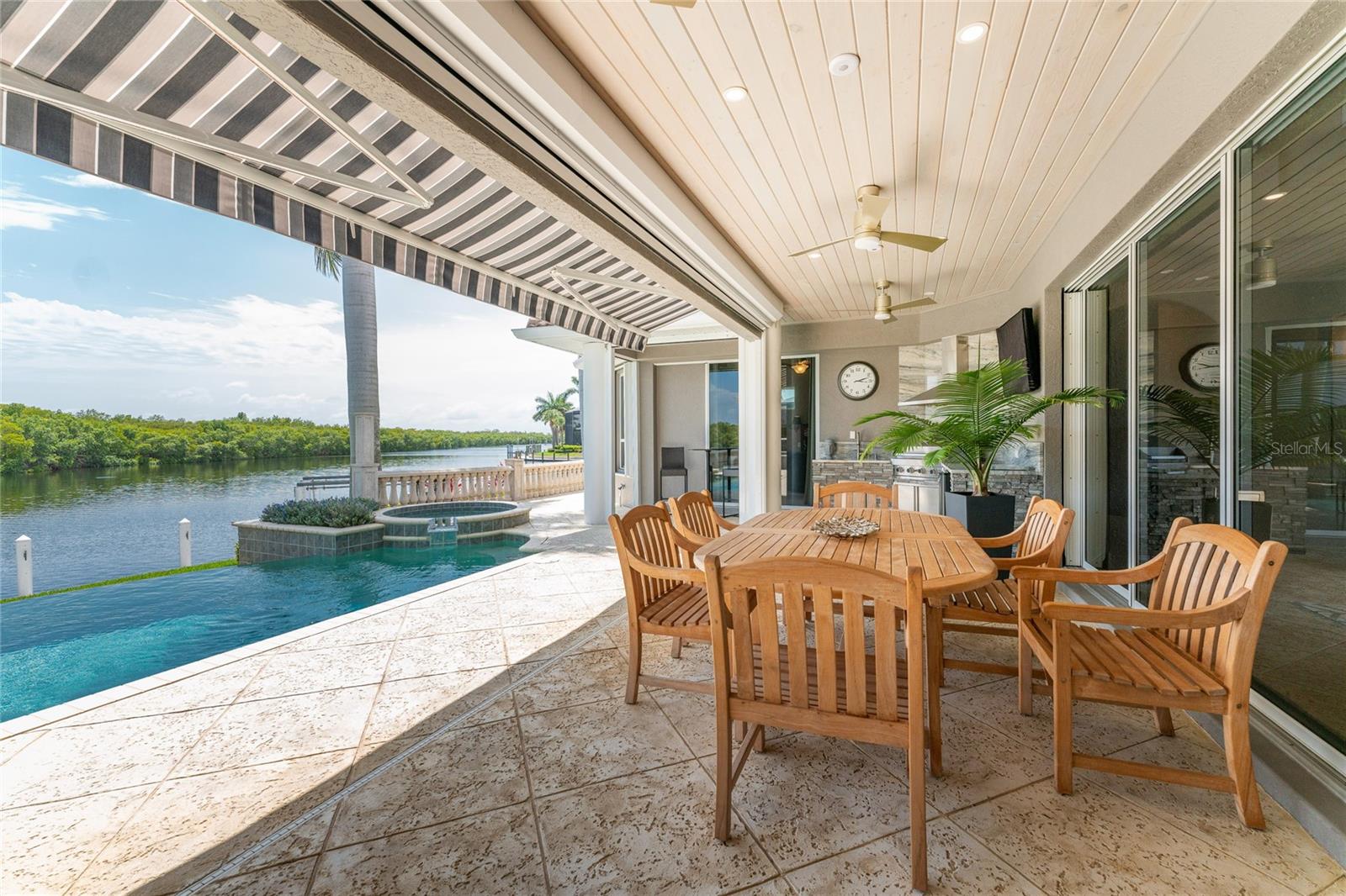 PUNTA GORDA ISLES SEC 12 - Residential