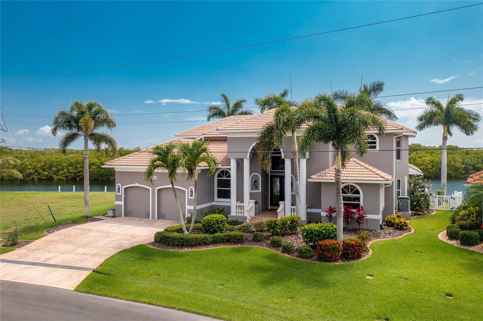 PUNTA GORDA ISLES SEC 12 - Residential