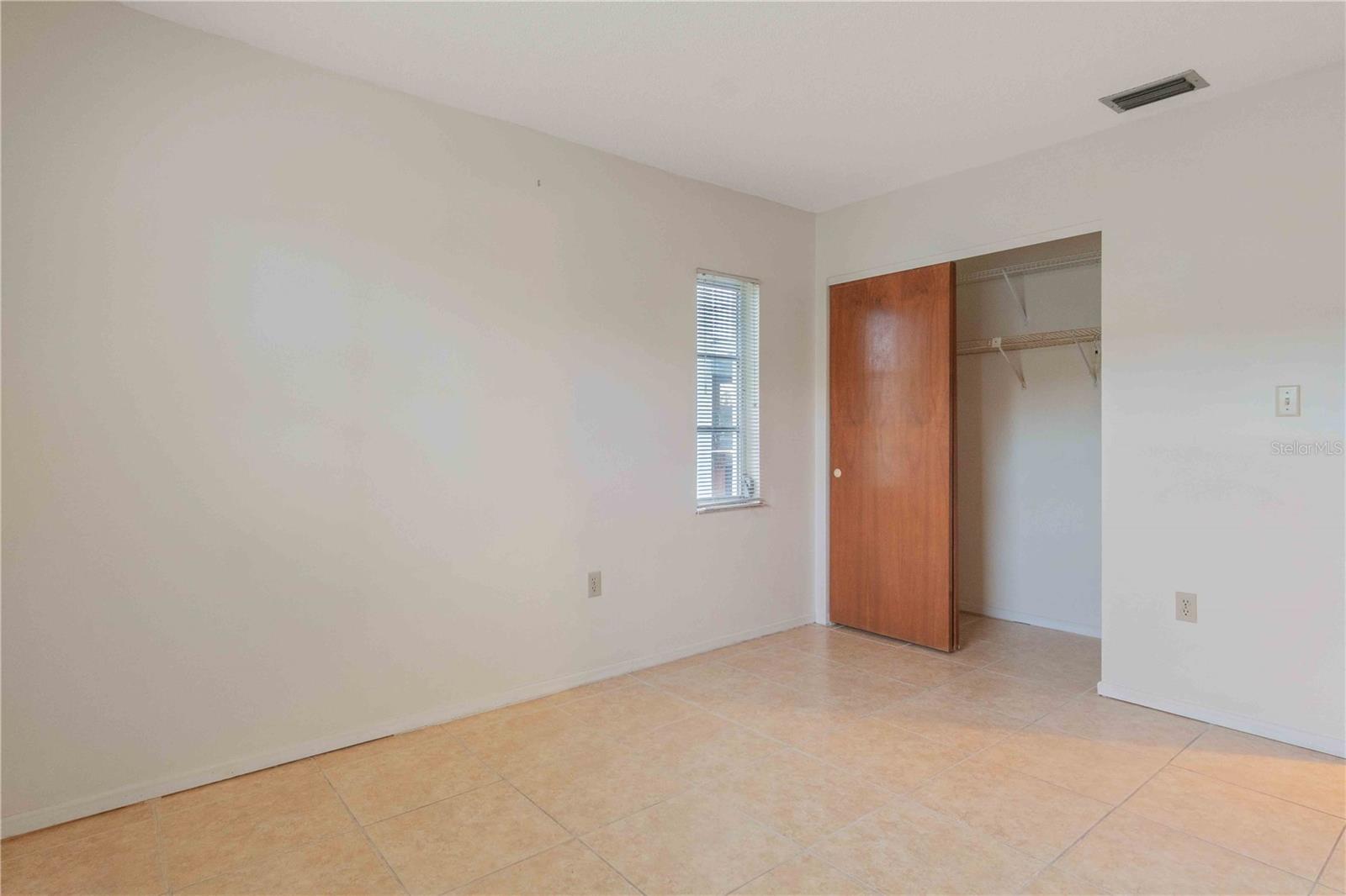 THREE STAGS - Residential