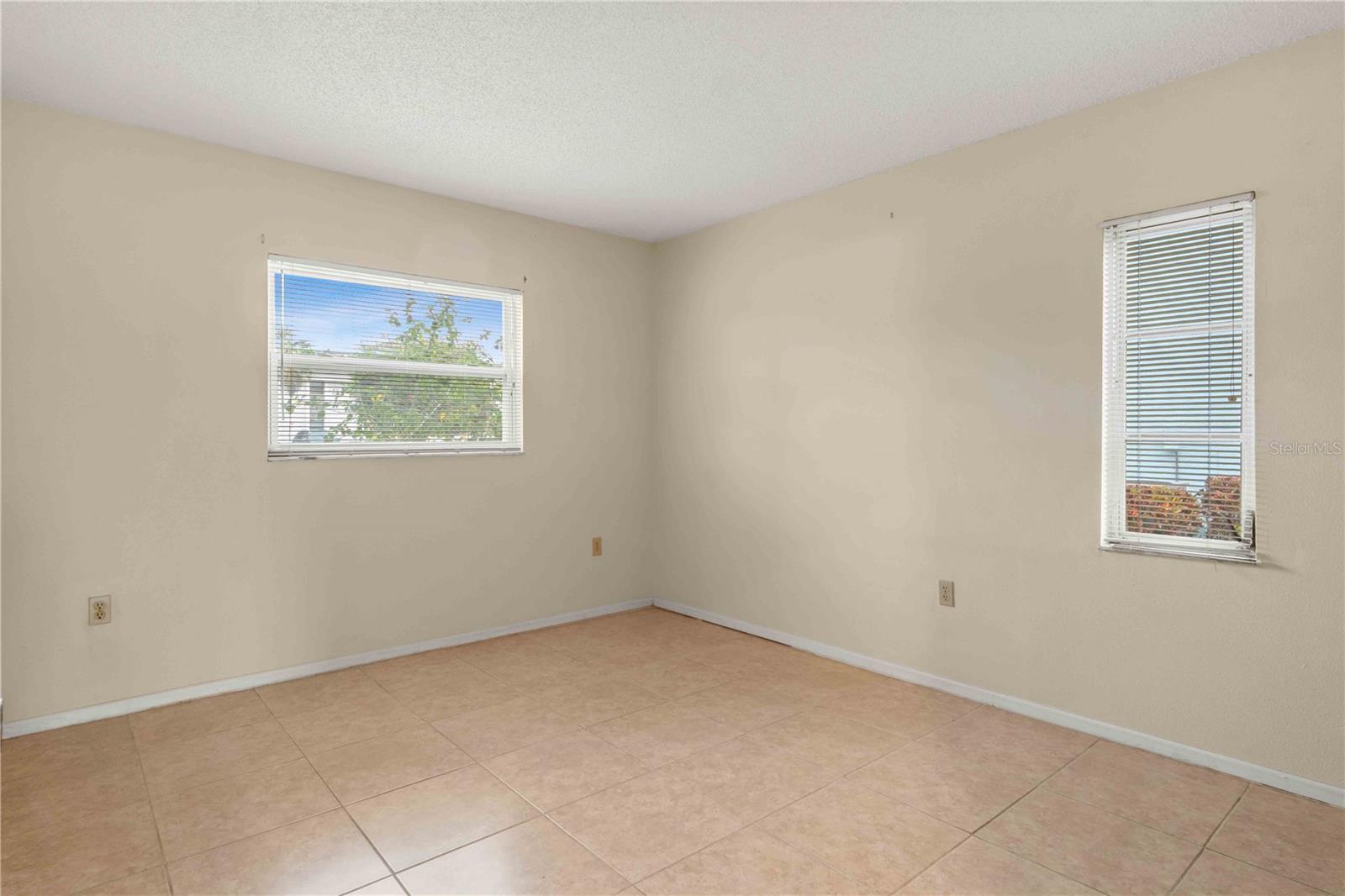 THREE STAGS - Residential