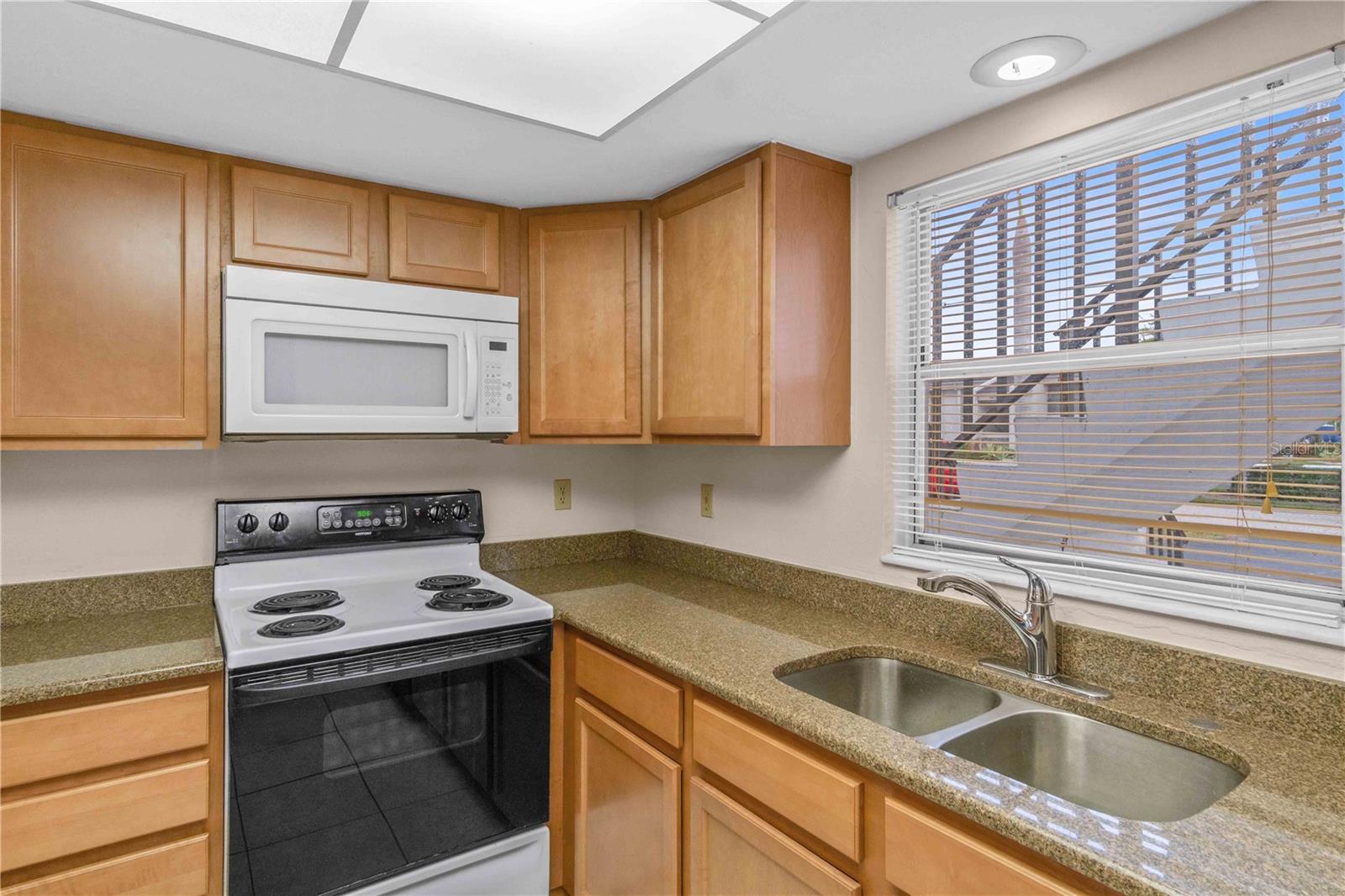 THREE STAGS - Residential