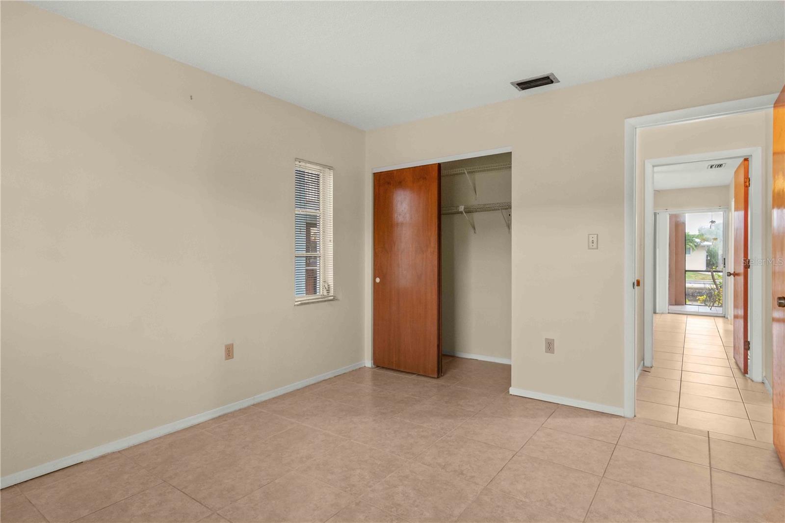 THREE STAGS - Residential