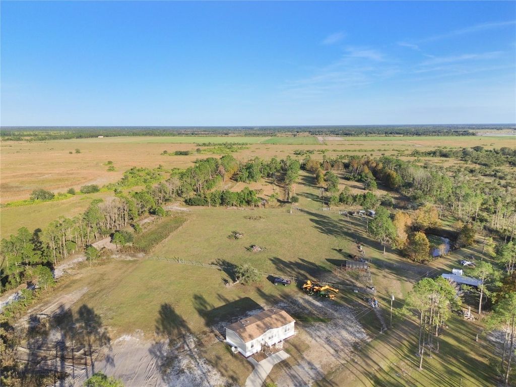Photo of 10989 NW Lily County Line Road, Ona, FL 33865 (MLS # A4673958)