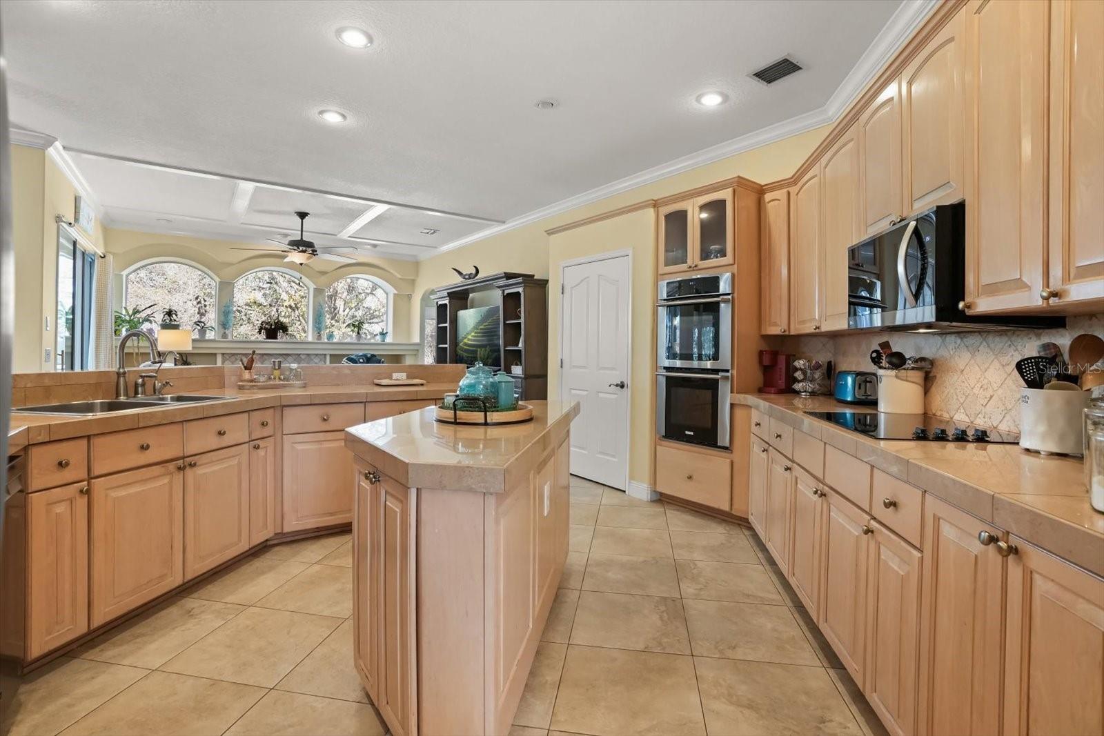 DEBARY PLANTATION UN 9B - Residential