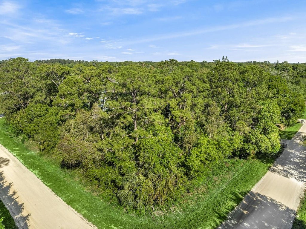 Photo of 2115 86th Drive, Vero Beach, FL 32966 (MLS # O6432094)