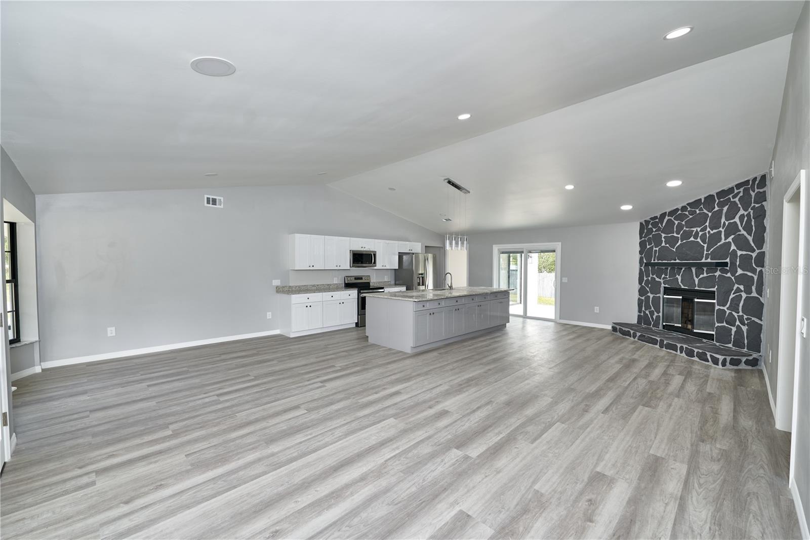 MARION OAKS 02 - Residential