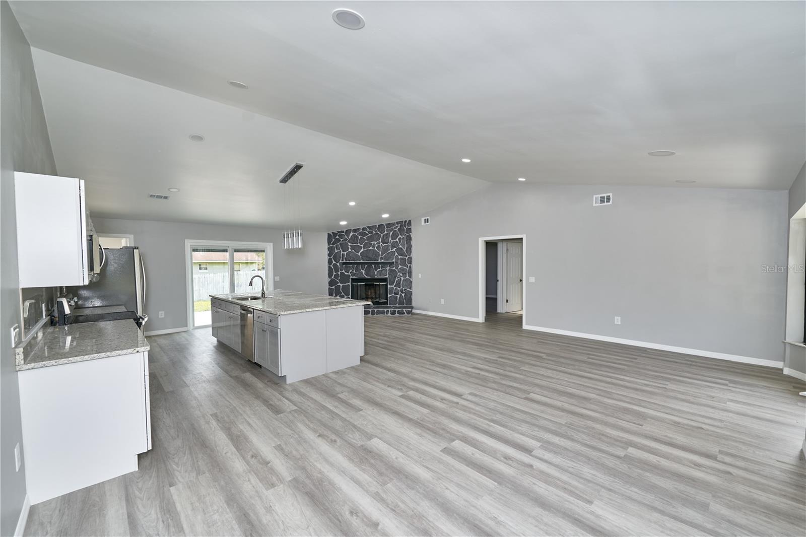 MARION OAKS 02 - Residential