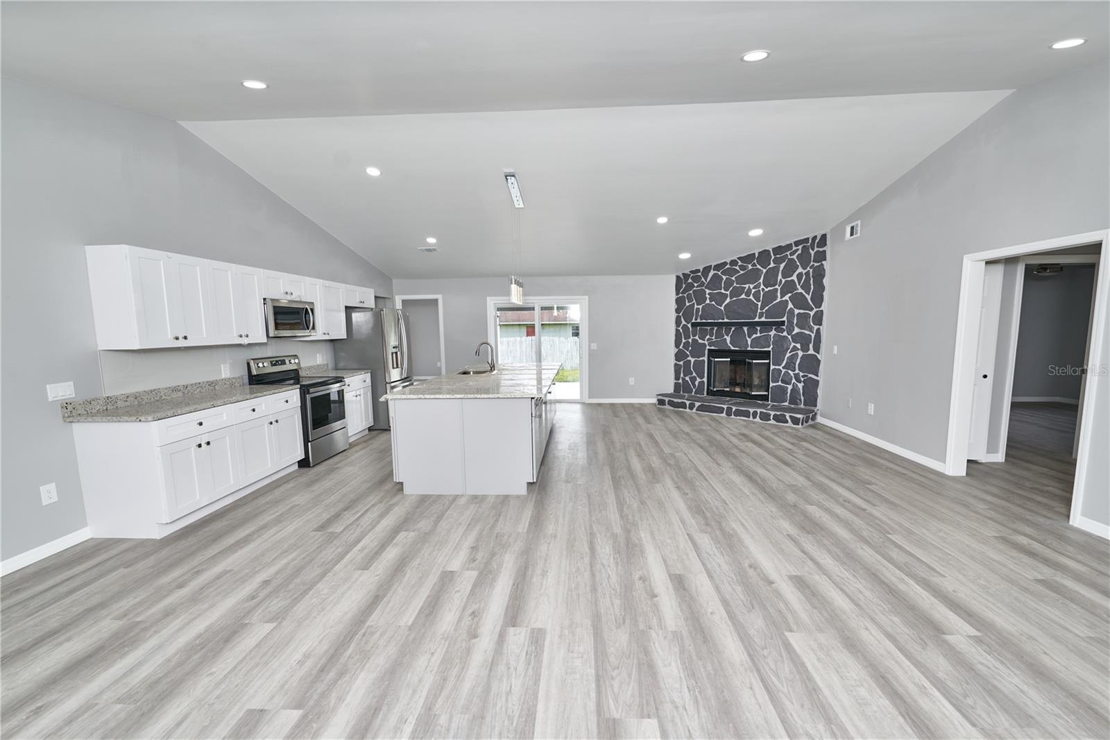 MARION OAKS 02 - Residential