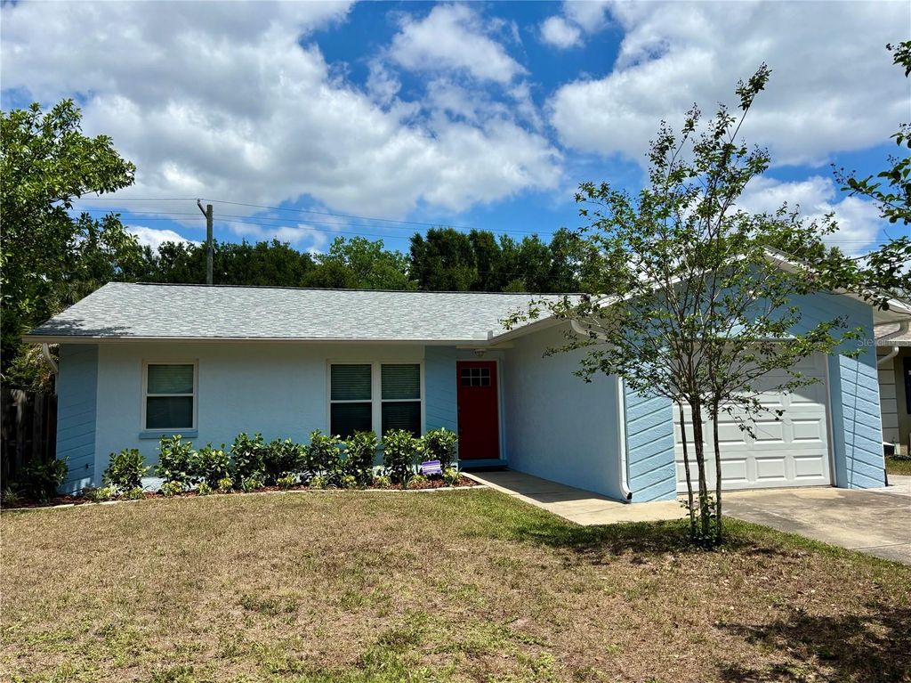 Photo of 3309 W Napoleon Avenue, Tampa, FL 33611 (MLS # TB8488337)