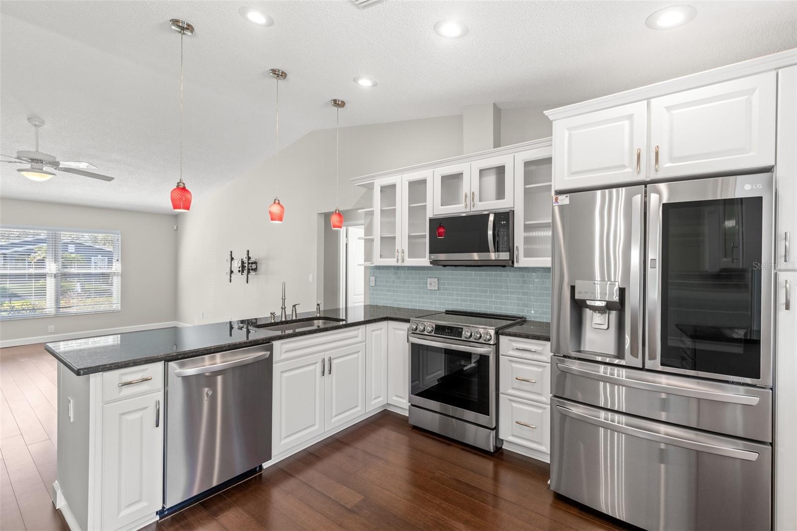 CRESCENT PARK - Residential